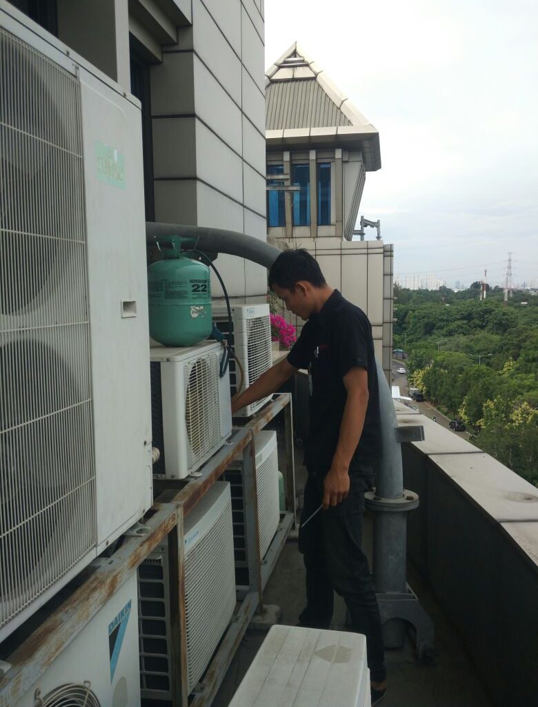 Servis AC Jakarta Selatan